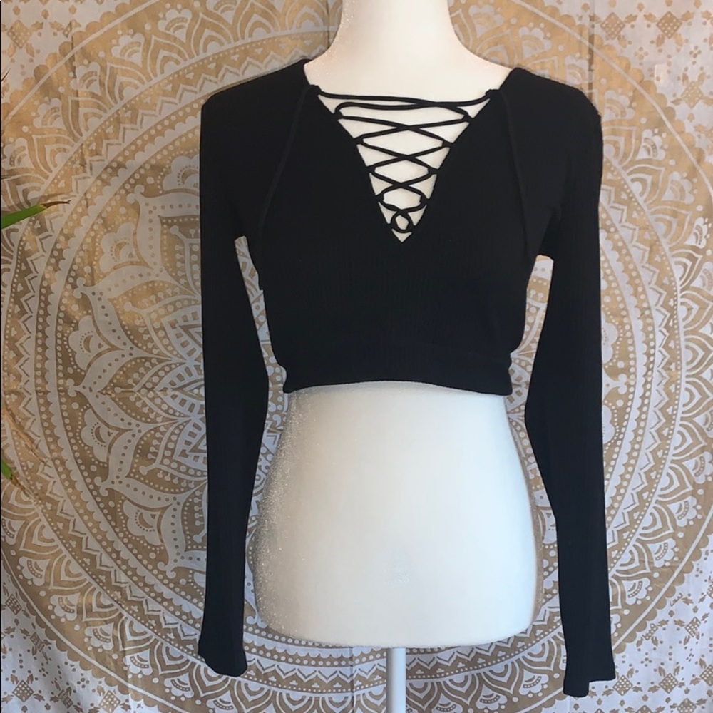 Express Long sleeve black crop top